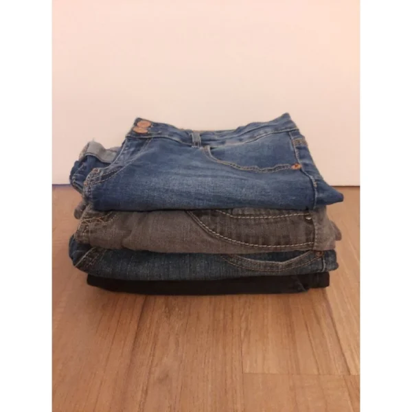 Preloved 4pcs Lady Short Jeans  Lady Short Pants