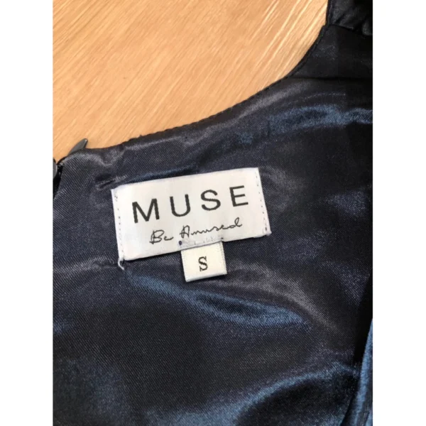my-11134207-820lf-mjzj9l87nr4187.webp PRELOVED MUSE Dinner Dress Dark Blue Size S
