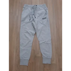 my-11134207-820lh-mgss6sl3g0zuc2.webp Preloved Body Glove Jogger Size M